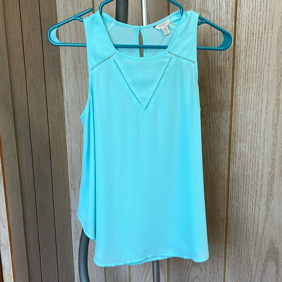 Guess Top - Picture 1 of 4